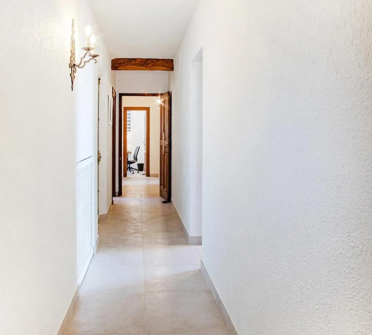 Beautiful Provencal-Style Villa In Mougins With Sea View