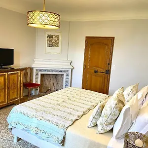 Domaine Du Paradis Des Oiseaux Guest house